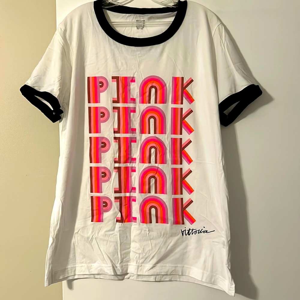 XL PINK TEE VICTORIA SECRET